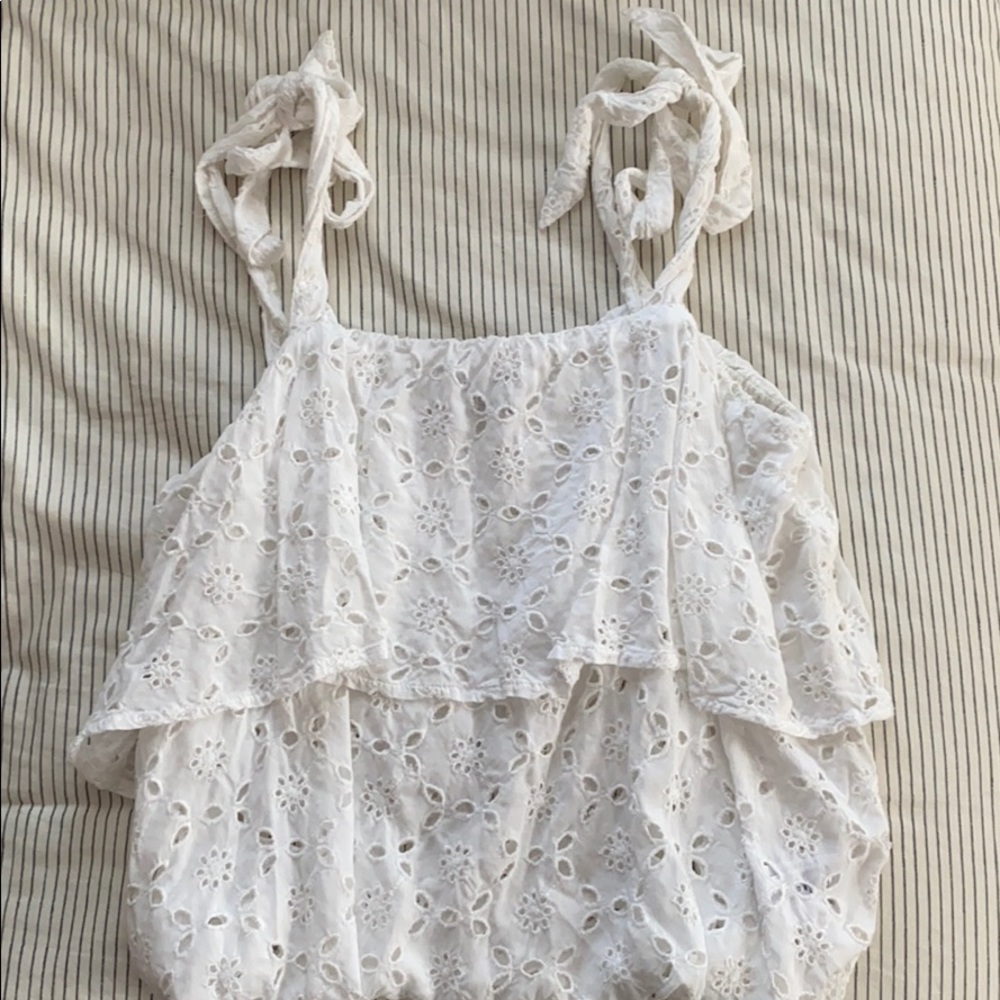 American Eagle eyelet top